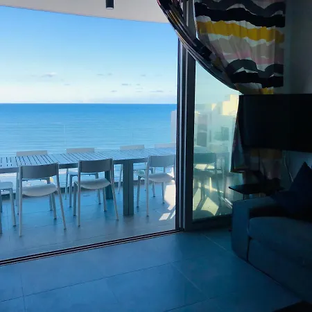 Atlantis Luxury Sea View * Larnaka